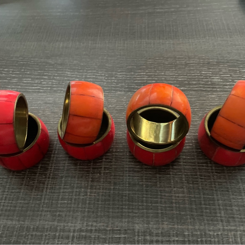 Pier 1 - 8 Red and Orange Napkin Rings